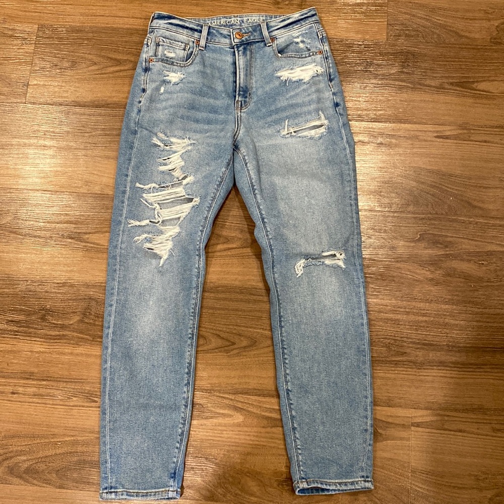 American Eagle Mom Jeans
